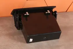 OEM 9211310 Kuljettajan Konsolin Varasto Musta - Käytetty