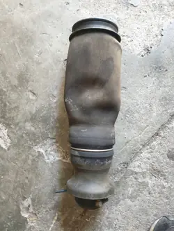 OEM 9603106255 Taka-ilmajousi Actros MP4 Arocs -malliin