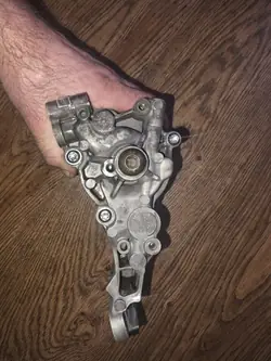 Ölpumpe OEM 7551004 für BMW E60 3.0 272PS