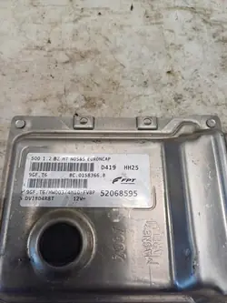 Unidade de controle do motor Fiat 500 1.2