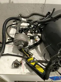 2005 BMW 5 E60 E61 Installation GPL 67R01610104