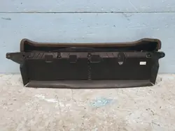 Tesla Y Matosuodatin Kotelo OEM 1601581-28-C