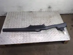 Skoda Octavia Mk4 Rechte Seite Schweller & Säule OEM 5E3853372