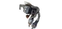 Relä OEM 476051U200 för Nissan Micra K11 1.0 16V
