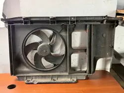 Carter de Ventilateur Peugeot OEM 9631006580 - Occasion