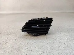 Grille d'aération gauche OEM 5NB81970949 pour VW Tiguan II