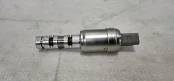 Renault vaihtelevan venttiiliohjauksen solenoidi OEM 7.06117.39.0