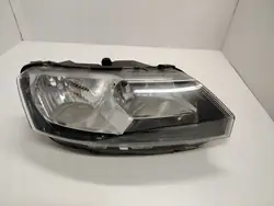 Farol direito Skoda Rapid