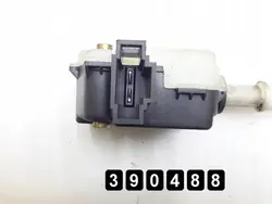 Moteur de trappe à carburant SKODA SUPERB I 3B0959781D