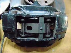 Disques et Étriers de Frein Avant BMW E38 - 4 Pistons