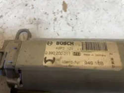 Mercedes-Benz takluckemotor OEM 0390200011