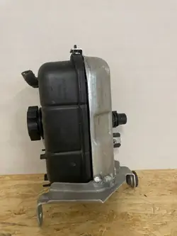 Réservoir de nivelage Jeep Wrangler JL 2018+ OEM 68364312AC