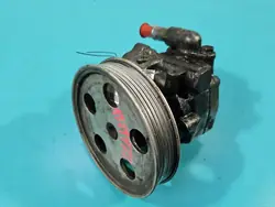 Ohjaustehostimen pumppu Audi A5 8T 1.8 TFSI OEM 8K0145153F