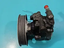 Ohjaustehostimen pumppu Audi A5 8T 1.8 TFSI OEM 8K0145153F