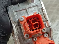 Polestar 2 Omvormer OEM 32299861B27 - Gebruikt