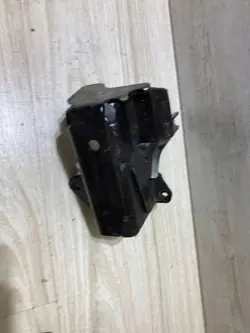 Renault OE Mounting Bracket OEM 926129614R Used
