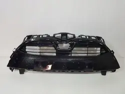 TOYOTA YARIS IV Grill