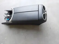 Keskikonsolin käsinoja OEM 149 Mercedes C W205