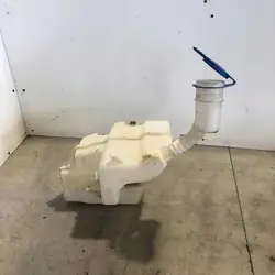 Puhdistusnesteen säiliö Volkswagen Caddy 2K5955453D