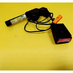 Hebilla de cinturón de seguridad delantera izquierda Ford Mondeo Mk III DRC87656