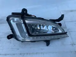 Oikea halogenivalo OEM 92202-D7600 LED DRL:llä