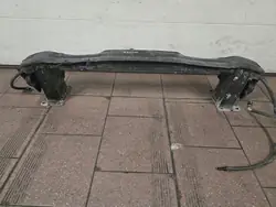 Etupuskuri Audi A4 B8 2011-2016 Alumiini 8K0807113F