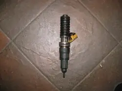 Injecteur Renault OE - Pièce d'origine d'occasion