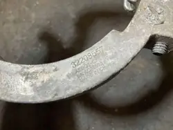 Peça compartimento motor Volvo OEM 32208557