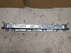 Barre de renfort OEM fixation siège arrière Nissan Qashqai