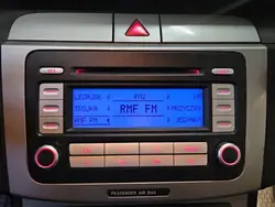 OEM 1K0035186R tehdasradio VW Passat B6:lle