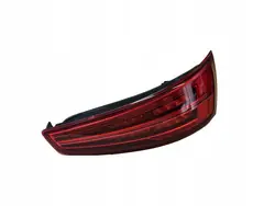 AUDI Q3 8U Lámpara Trasera Derecha LED