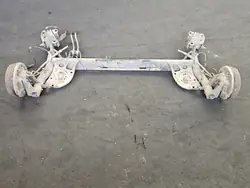 Viga do eixo traseiro OEM IMPRK1549469 Renault Modus