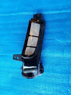 Farol DRL LED Direito Volkswagen T-Roc R-Line 2021+ OEM