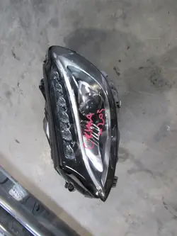 Linker koplamp Mercedes-Benz C W205 A2059067503