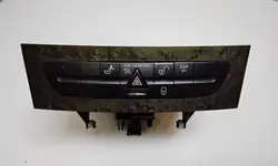 Begagnad Mercedes-Benz CD/DVD-växlare OEM JUR111701