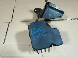 MITSUBISHI L200 IV 2.5 DID ABS PUMP MN102452