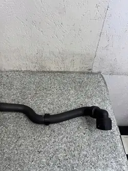 Tuyau d'eau Volvo S60 II V60 I 2011-2018 31338810 1.6 D
