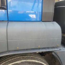 MAN TGS E 5,6 Fender Step OEM 810000000 - Left/Right