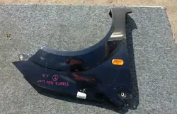 Parafango anteriore destro Ford Fiesta MK6 OEM 1528047