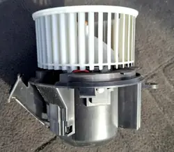 Käytetty lämmittimen tuuletin OEM EE795002 Smart 453