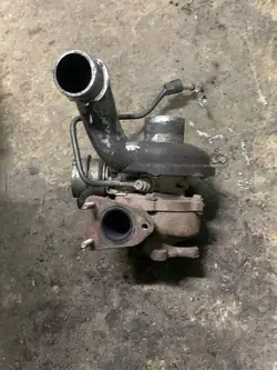 Renault Laguna II Turboahtaja OE 8200447624A
