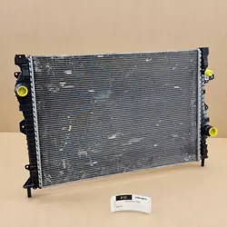Jaguar OE vesijäähdytin OEM GJ32-8005-CB