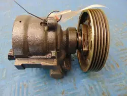 RENAULT CLIO II HB 1.2B Servostyrningspump 7700840105