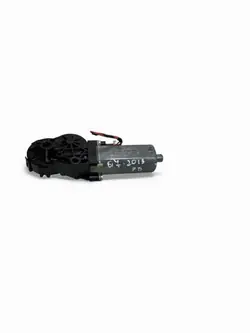 Sätesmotor OEM 0390203227 Höger Fram Audi A6 C6
