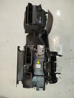 Radiateur de chauffage Audi A6 C7 OEM 4G1820005G - Occasion