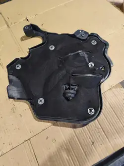 Couvercle de distribution Mercedes 3.0 CDI OEM A6420105667