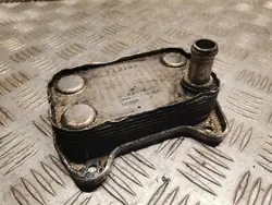 Enfriador de aceite Mercedes-Benz OEM 6121880101 Vito Viano