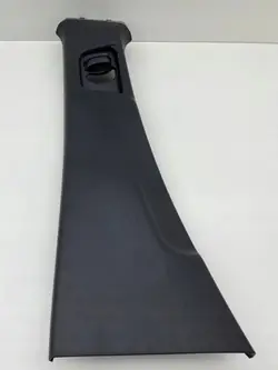 Mercedes GLB W247 Couvre-poteau gauche OEM A2476903100