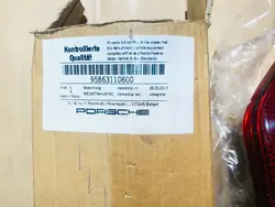 Réflecteur arrière droit Porsche Cayenne OEM 95863110600