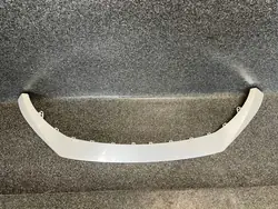 Tira del parachoques delantero superior OEM 9840770180 Peugeot 408 II